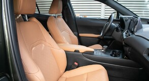Lexus UX 2024