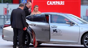 LEXUS UX NA Č ERVENOM KOBERCI NA FILMOVOM FESTIVALE V BENÁTKACH 