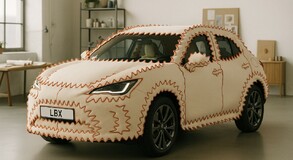 LEXUS ART CAR PO RAZ ÓSMY