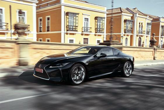 LC 500h 2016