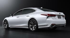 2018 LS F SPORT