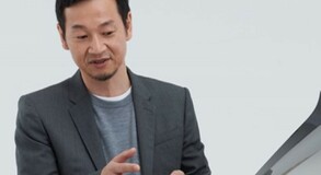  LEXUS UX: A RADIKÁLIS FORMAI TANULMÁNYTÓL A FELTŰNŐEN KÜLÖNLEGES CROSSOVERIG