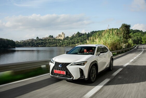 Lexus UX 2019