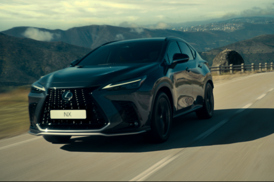 NOWY LEXUS NX W AKOMPANIAMENCIE KULTOWEGO PRZEBOJU DONNY SUMMER