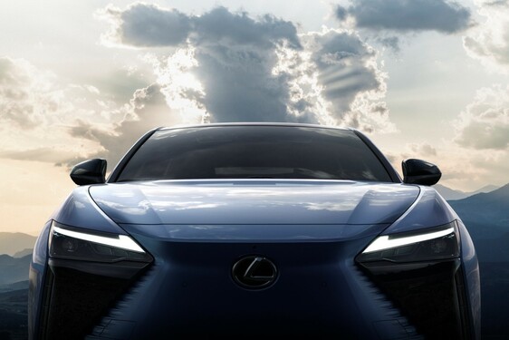 Április 20-án tartja a Lexus a vadonatúj akkumulátoros elektromos RZ globális premierjét