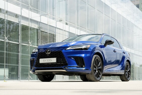 Press Kit - ZCELA NOVÝ LEXUS RX