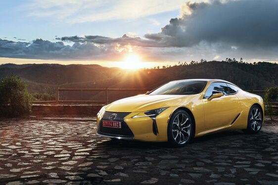 LEXUS LC ZÍSKAL CENU ZA NEJLEPŠÍ DESIGN MEZI SÉRIOVÝMI VOZY