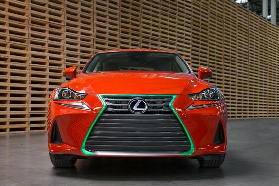 Lexus IS na ostro w Los Angeles