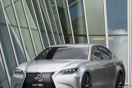 Koncepcyjny Lexus LF-GH