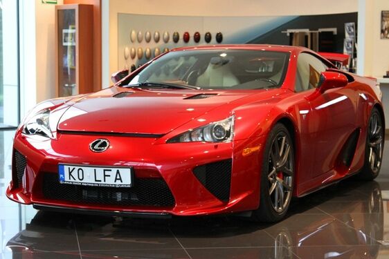 Supersamochód Lexus LFA sprzedany w Krakowie 