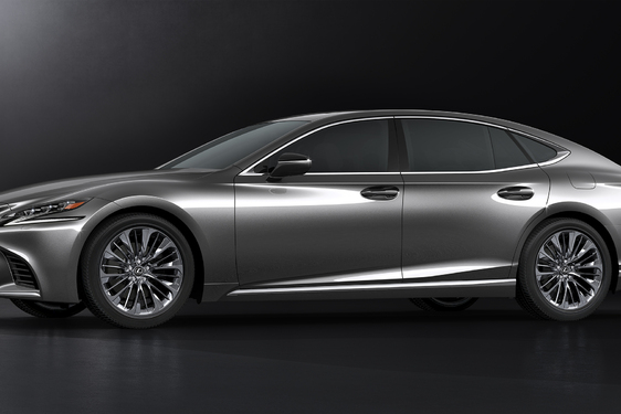LEXUS PRETVÁRA SVOJ VLAJKOVÝ SEDAN: PRICHÁDZA ÚPLNE NOVÝ LS 2018