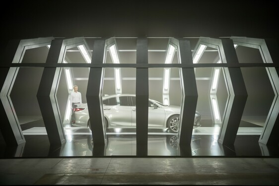 Nową generację Lexusa ES będzie promowała pierwsza w świecie reklama stworzona przez sztuczną inteligencję
