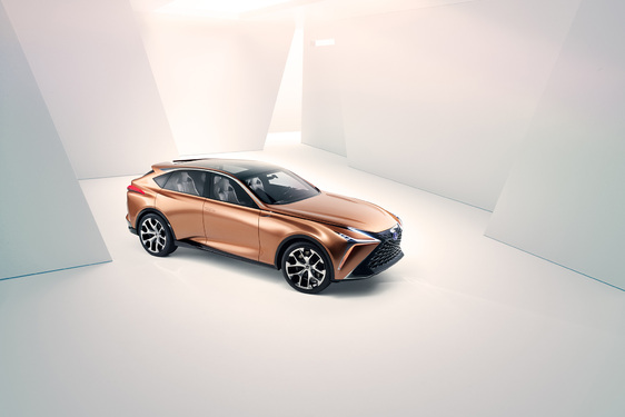  A LEXUS A DESIGN MIAMI/ KIÁLLÍTÓJA ÉS HIVATALOS AUTÓIPARI PARTNERE LESZ