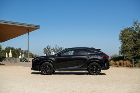 BIPOLARNA BATERIA W LEXUSIE RX. RYNKOWY DEBIUT INNOWACYJNEJ TECHNOLOGII