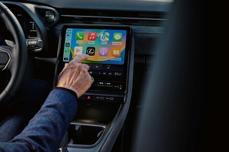 LEXUS LBX Z TECHNOLOGIAMI, KTÓRYCH W TYM SEGMENCIE JESZCZE NIE BYŁO
