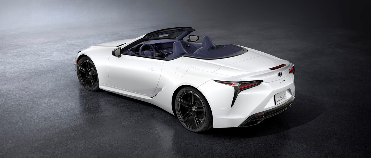 LEXUS LC 500 I LC 500 CONVERTIBLE W LIMITOWANEJ WERSJI ULTIMATE EDITION