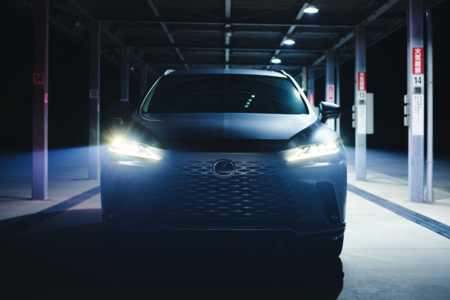 NOWY LEXUS RX ZDOBYŁ MAKSYMALNE 5 GWIAZDEK W TESTACH BEZPIECZEŃSTWA EURO NCAP
