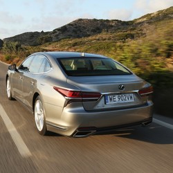 Lexus LS - Rodos 2019
