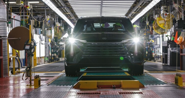 LEXUS ROZPOCZĄŁ PRODUKCJĘ MODELU TX. W FABRYKĘ ZAINWESTOWANO 803 MILIONY DOLARÓW