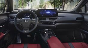 Lexus UX 2023