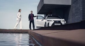 Lexus UX 2023