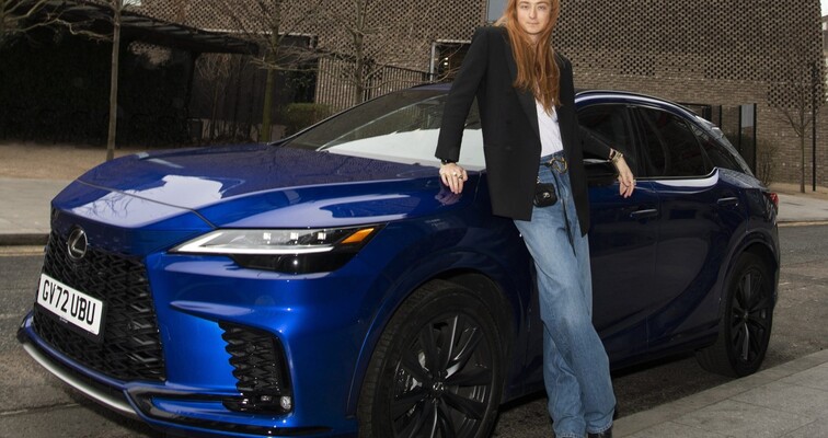 LEXUS RX 500h NA LONDON FASHION WEEK