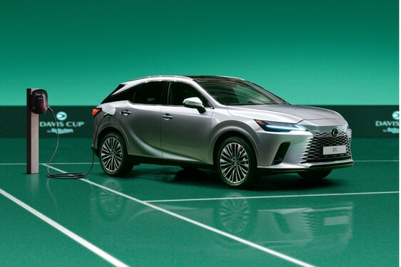 GAMA ZELEKTRYFIKOWANYCH LEXUSÓW DLA NAJLEPSZYCH TENISISTÓW PODCZAS FINAŁÓW PUCHARU DAVISA