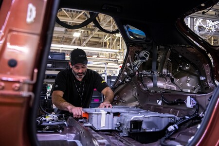 TAK POWSTAJE NOWY LEXUS RX