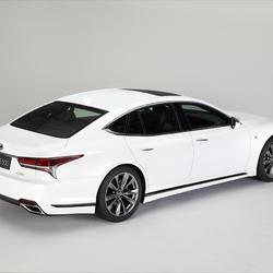 2018 LS F SPORT