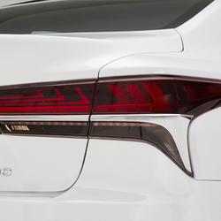 2018 LS F SPORT