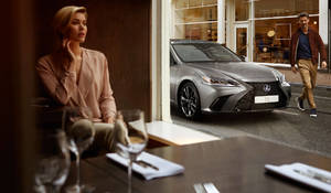  A VADONATÚJ LEXUS ES ÚJ KORSZAKOT NYIT AZ ÖNTÖLTŐ HIBRID ELEKTROMOS HAJTÁSLÁNCOK TELJESÍTMÉNYÉBEN