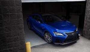 GENFBEN DEBÜTÁL EURÓPÁBAN A LEXUS RC F TRACK EDITION
