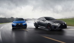 VAN MÉG FELJEBB? ITT A LEXUS RC F TRACK EDITION