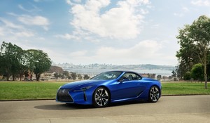 Kabriolet Lexus LC 500 sa predstaví v európskej premiére na ženevskom autosalóne 2020
