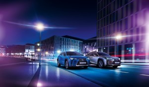 UX 300e: TAKUMI MESTERPILÓTÁK CSISZOLTÁK TÖKÉLETESRE A ‘LEXUS ELECTRIFIED’ VEZETÉSI ÉLMÉNYT