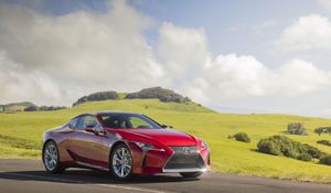 Kupé Lexus LC má ešte ostrejší a kultivovanejší prejav