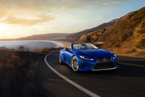 NOWY LEXUS LC CONVERTIBLE ROZPOCZYNA TOURNÉE PO POLSCE