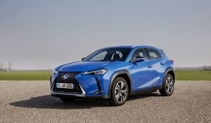 8 ÉRDEKES TÉNY AZ ELSŐ TISZTÁN ELEKTROMOS HAJTÁSÚ LEXUSRÓL