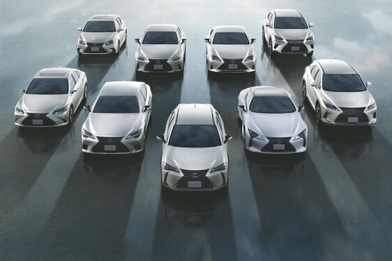 LEXUS OSIĄGNĄŁ NOWY REKORD DWÓCH MILIONÓW ZELEKTRYFIKOWANYCH SAMOCHODÓW SPRZEDANYCH NA ŚWIECIE
