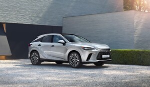 SVETOVÁ PREMIÉRA ÚPLNE NOVÉHO MODELU LEXUS RX 