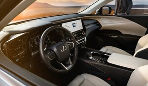 ÚPLNE NOVÝ LEXUS RX - LUXUS VYJADRENÝ JEDNODUCHOSŤOU DIZAJNU