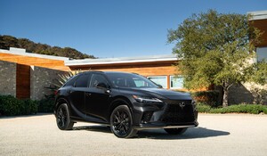 BIPOLARNA BATERIA W LEXUSIE RX. RYNKOWY DEBIUT INNOWACYJNEJ TECHNOLOGII