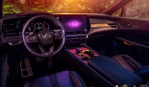 LEXUS RX WEDŁUG ADIDASA. WNĘTRZE STWORZONE DZIĘKI ULTRANOWOCZESNYM TECHNOLOGIOM