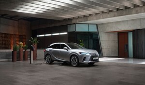 A 2023-as Év Zöldautója lett a vadonatúj Lexus RX