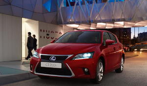 KÉT ÉS FÉLSZER ANNYI HIBDRIDET ADOTT EL ITTHON A LEXUS, MINT ÖSSZES PRÉMIUM VERSENYTÁRSA EGYÜTTVÉVE
