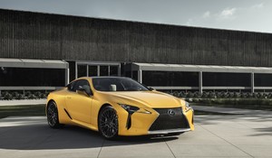 A LEXUS IS OTT  VOLT A PEBBLE BEACH CONCOURS D’ELEGANCE SZÉPSÉGVERSENYEN