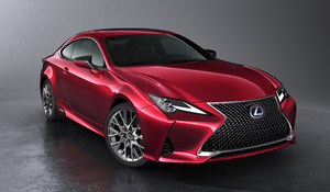 MÉG SPORTOSABB, MÉG KIFINOMULTABB LETT A LEXUS RC LUXUS SPORTKUPÉ