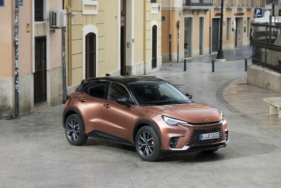 Lexus NX 2022
