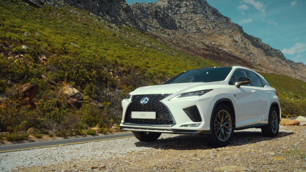 2020 Lexus RX 450h reveal movie