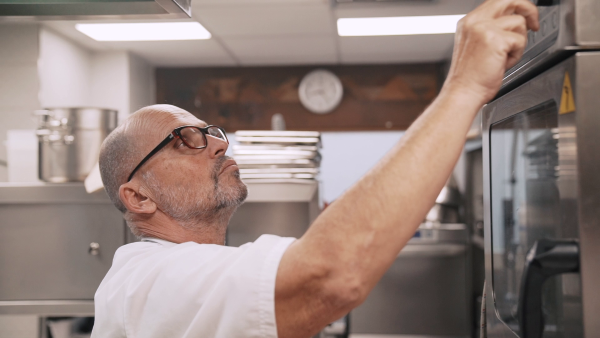 Zdeněk Pohlreich - 1 